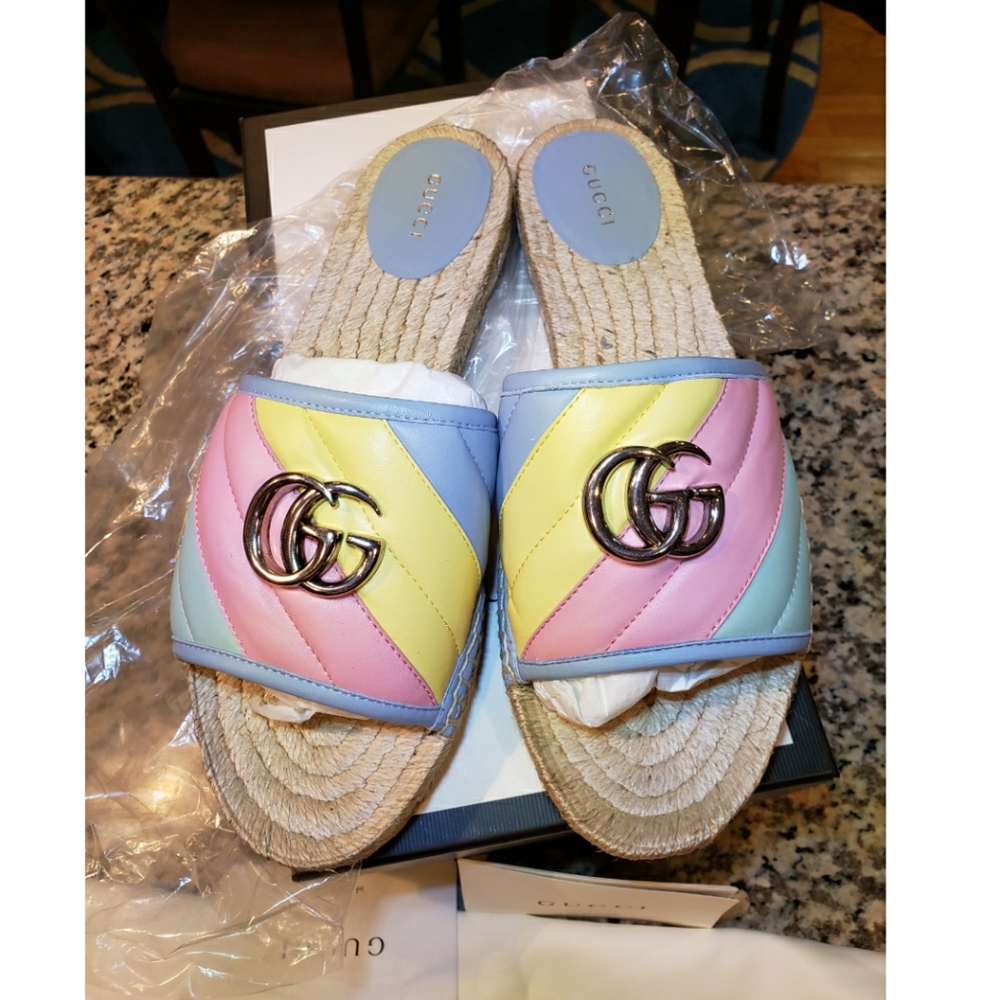 New Auth Gucci Marmont Sz 40 Slides! - Picture 2 of 11